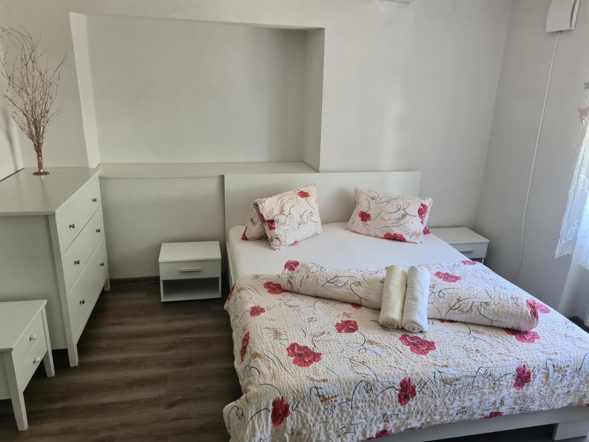 Apartmany St. Maria Старе Гори Екстер'єр фото